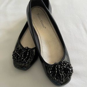 Pierre Dumas 8M flats.